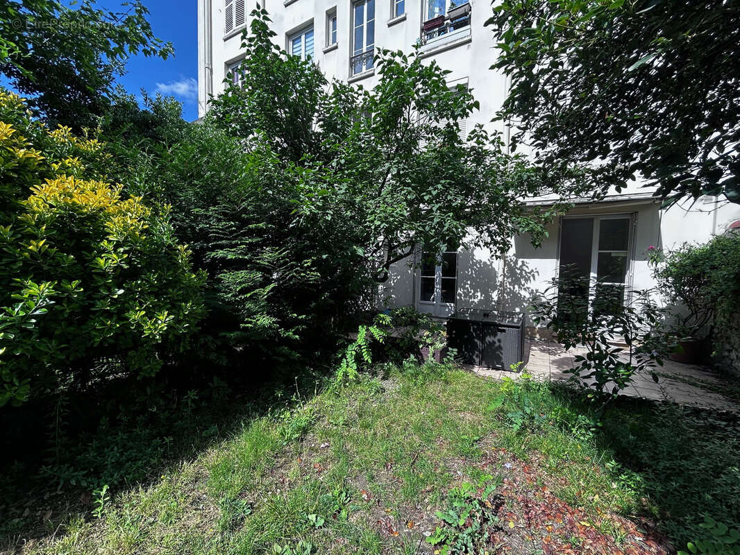 Appartement à MONTROUGE