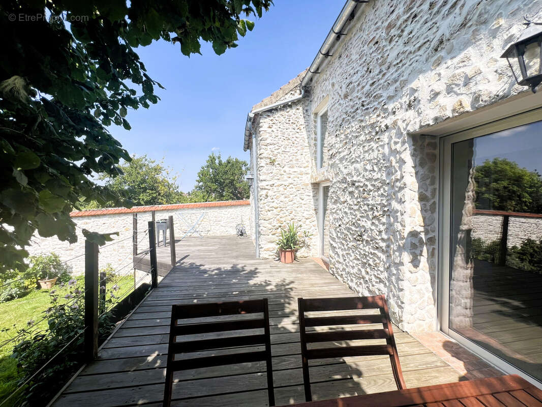 Maison à AUNAY-SOUS-AUNEAU