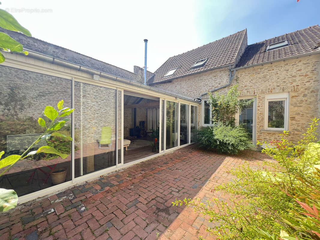 Maison à AUNAY-SOUS-AUNEAU