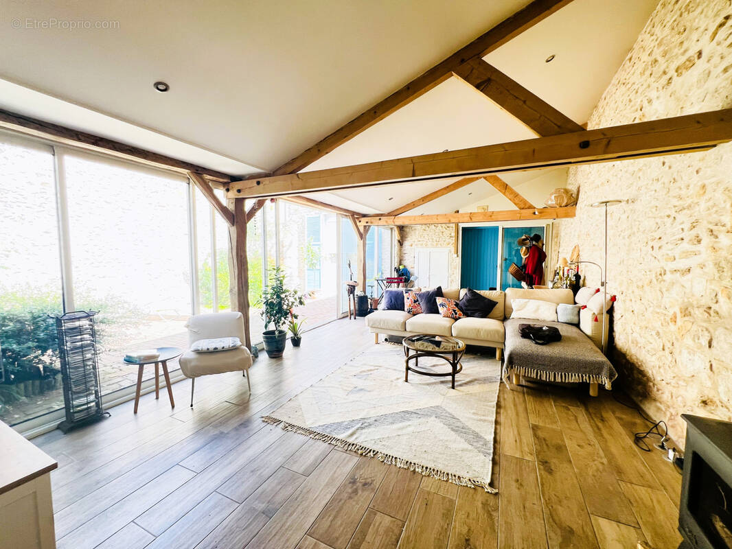 Maison à AUNAY-SOUS-AUNEAU