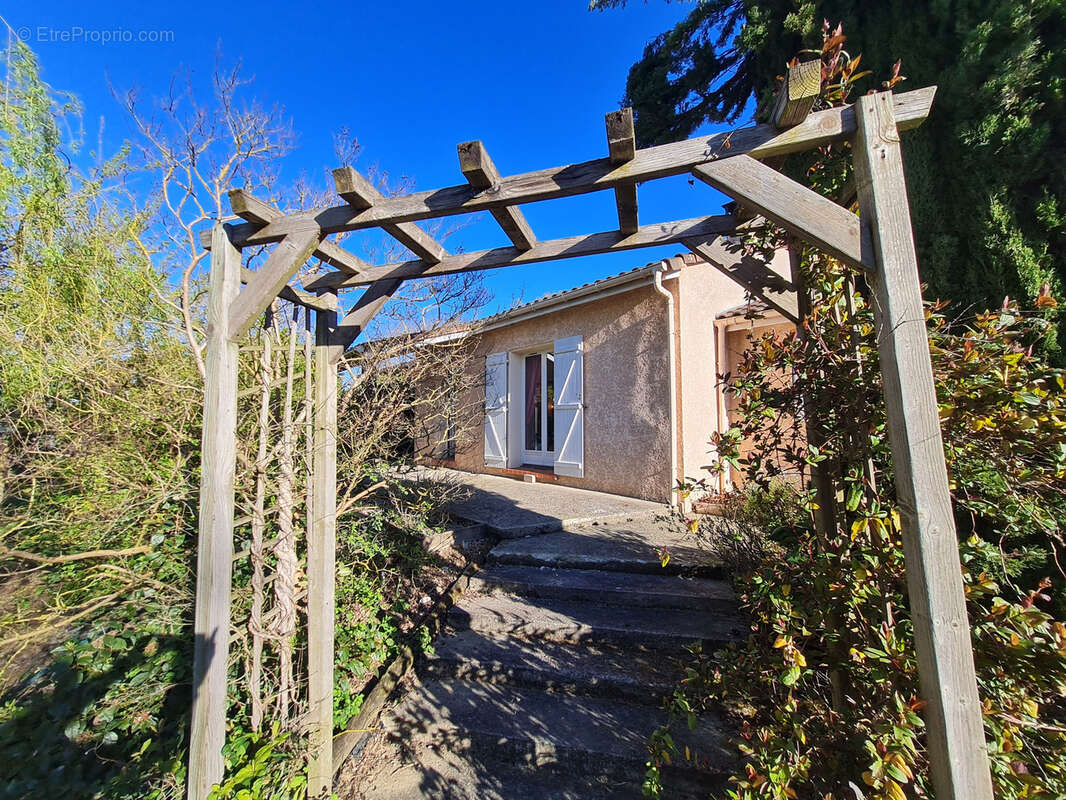 Maison à BOURG-SAINT-BERNARD