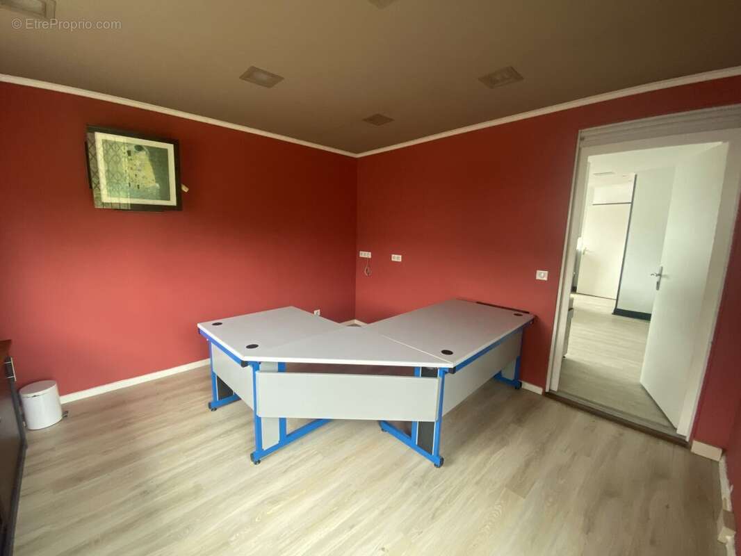 Commerce à ANGRESSE