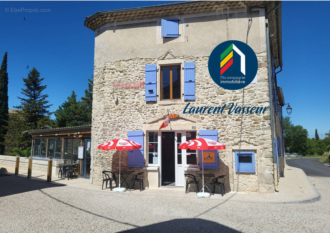 Commerce à PORTES-EN-VALDAINE