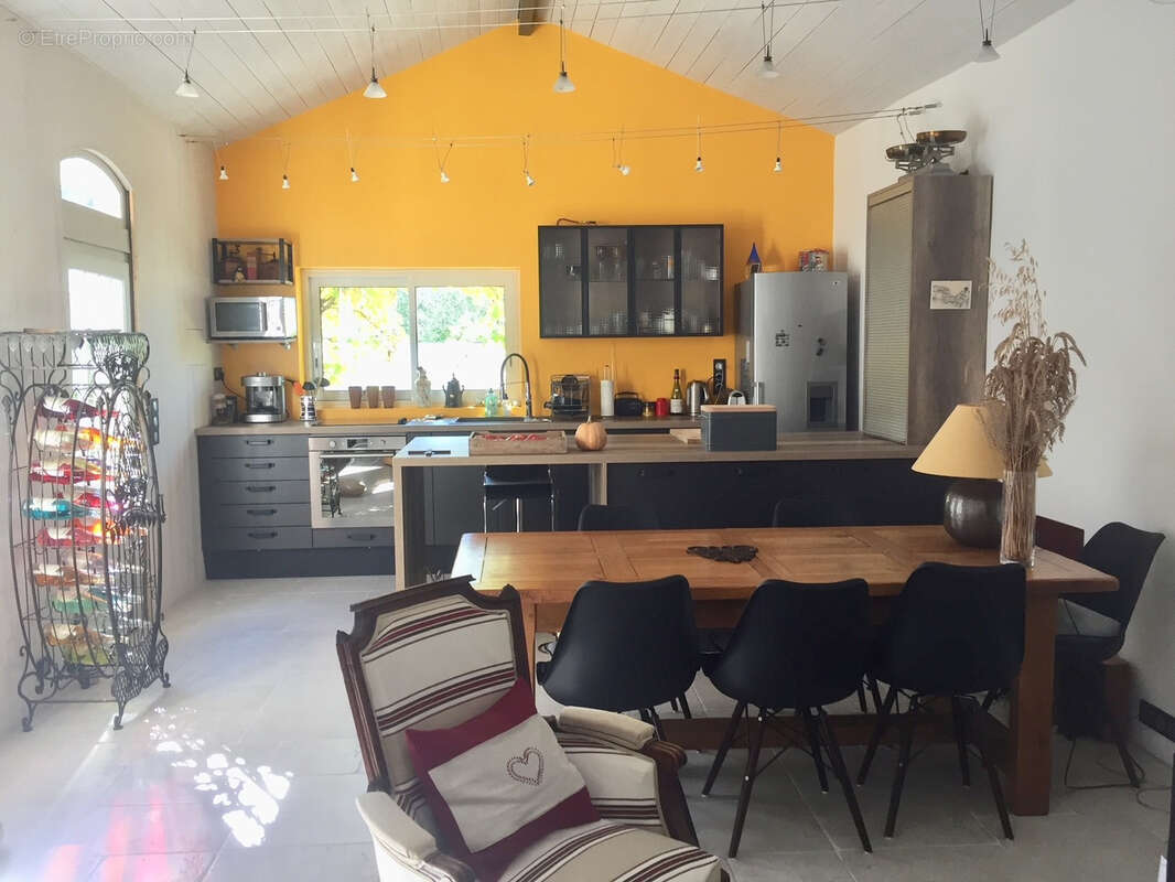 Maison à SAINT-CLEMENT-DES-BALEINES