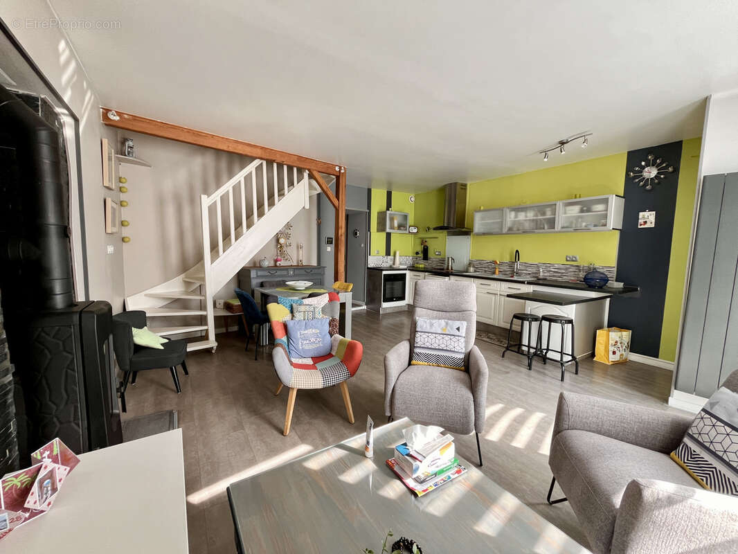 Maison à BOUGUENAIS