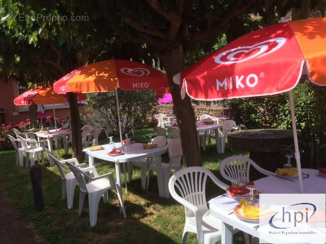 Commerce à MONTLAUR