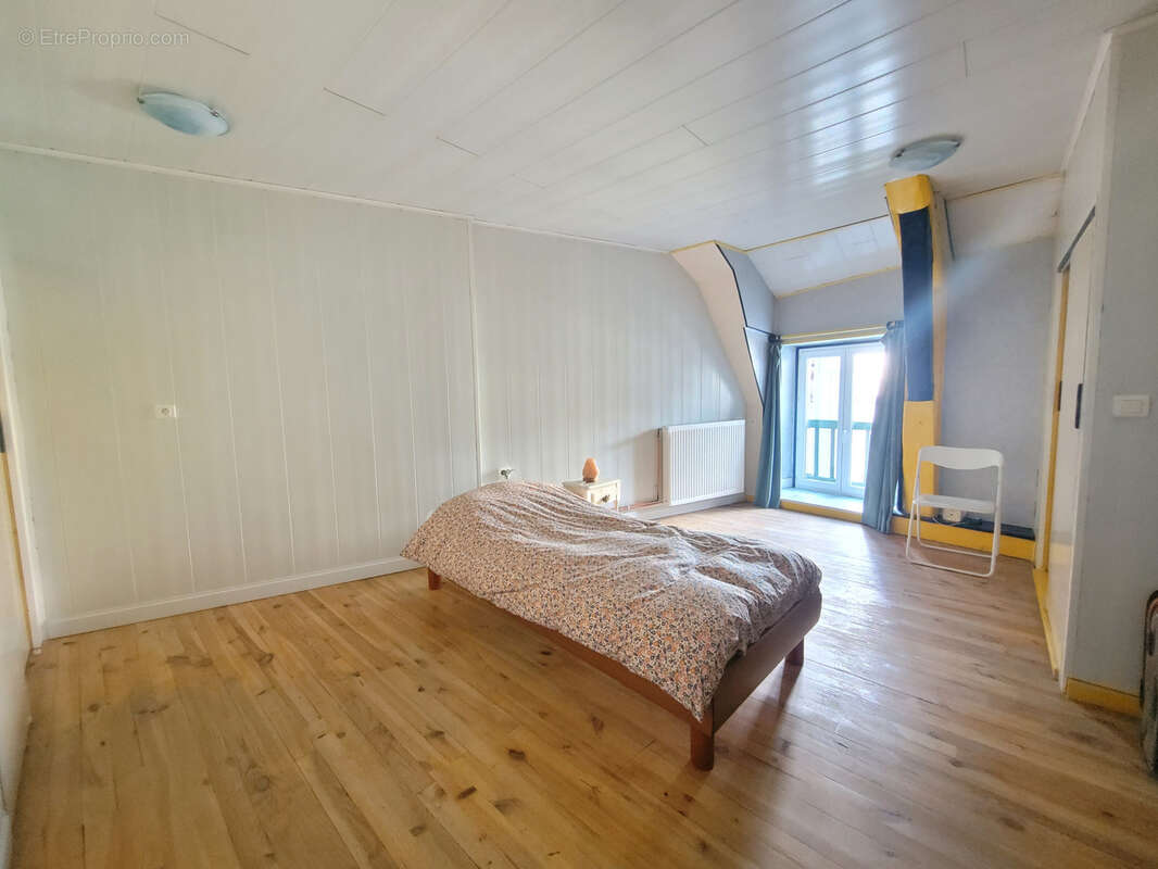 Maison à CHATEAUNEUF-DE-RANDON