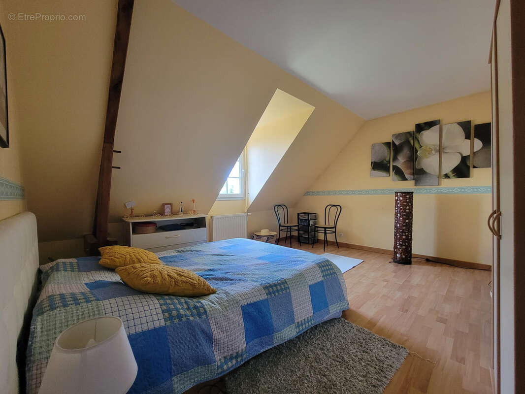 Maison à BRISSAC-QUINCE