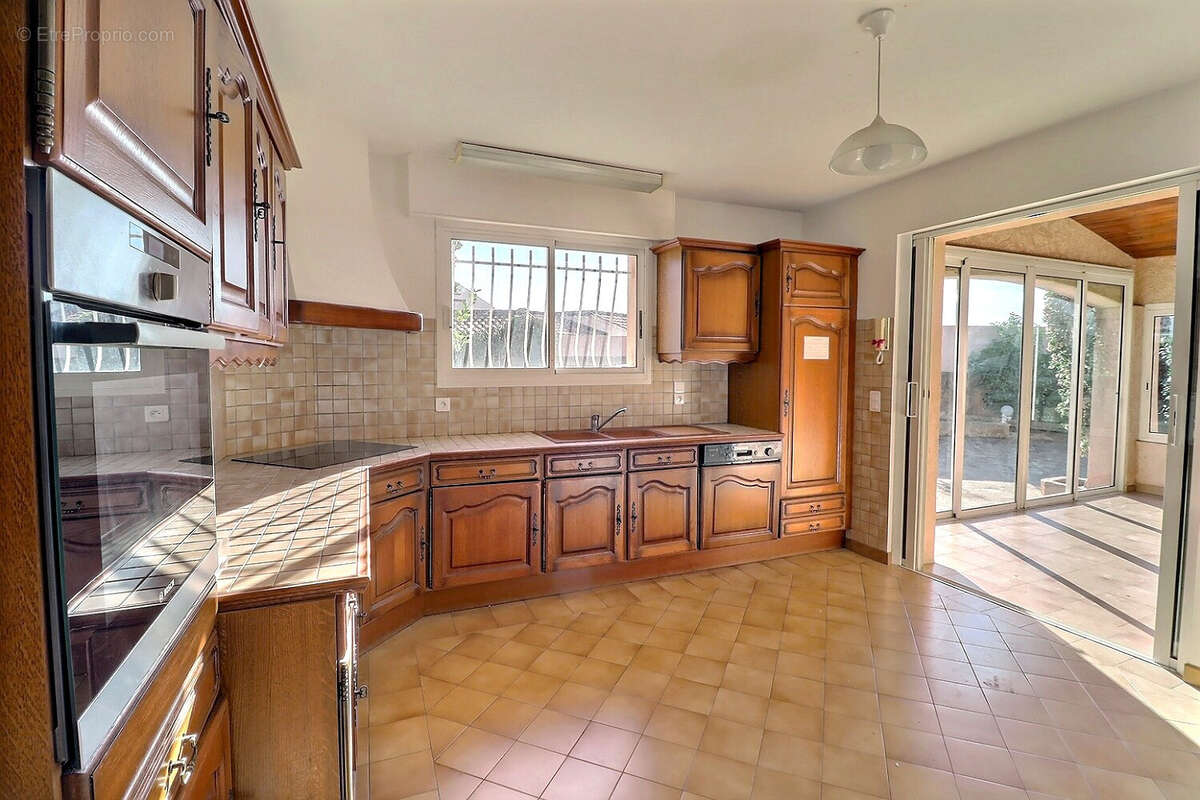 Maison à BORMES-LES-MIMOSAS