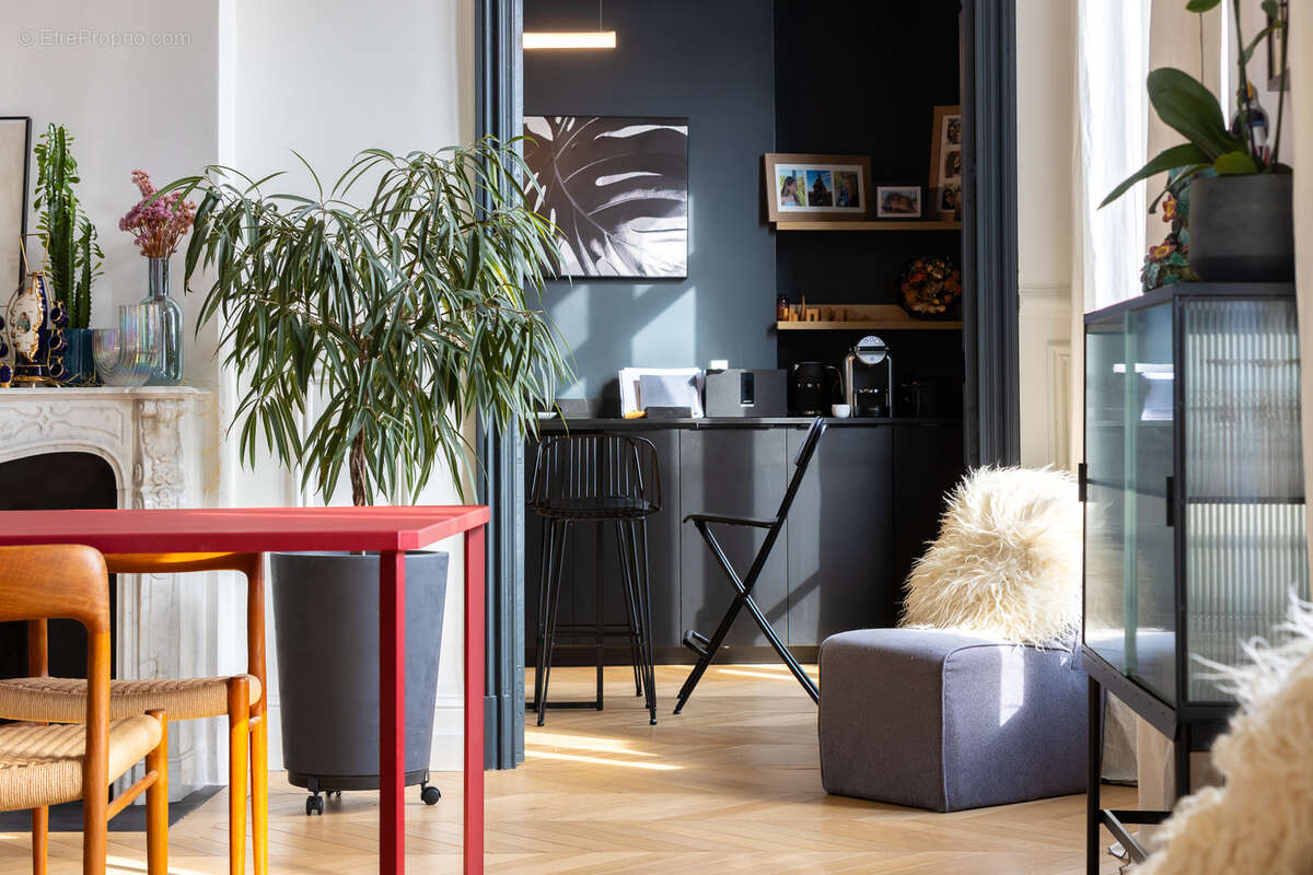 Appartement à MARSEILLE-6E