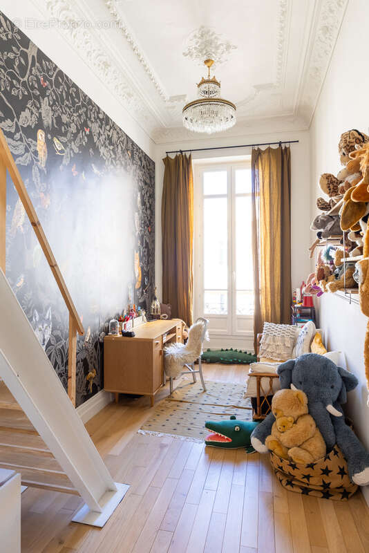 Appartement à MARSEILLE-6E