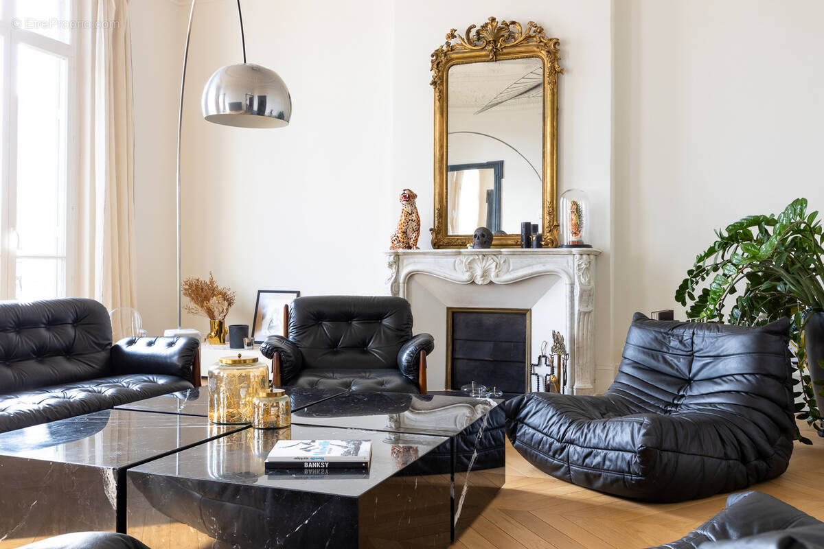 Appartement à MARSEILLE-6E