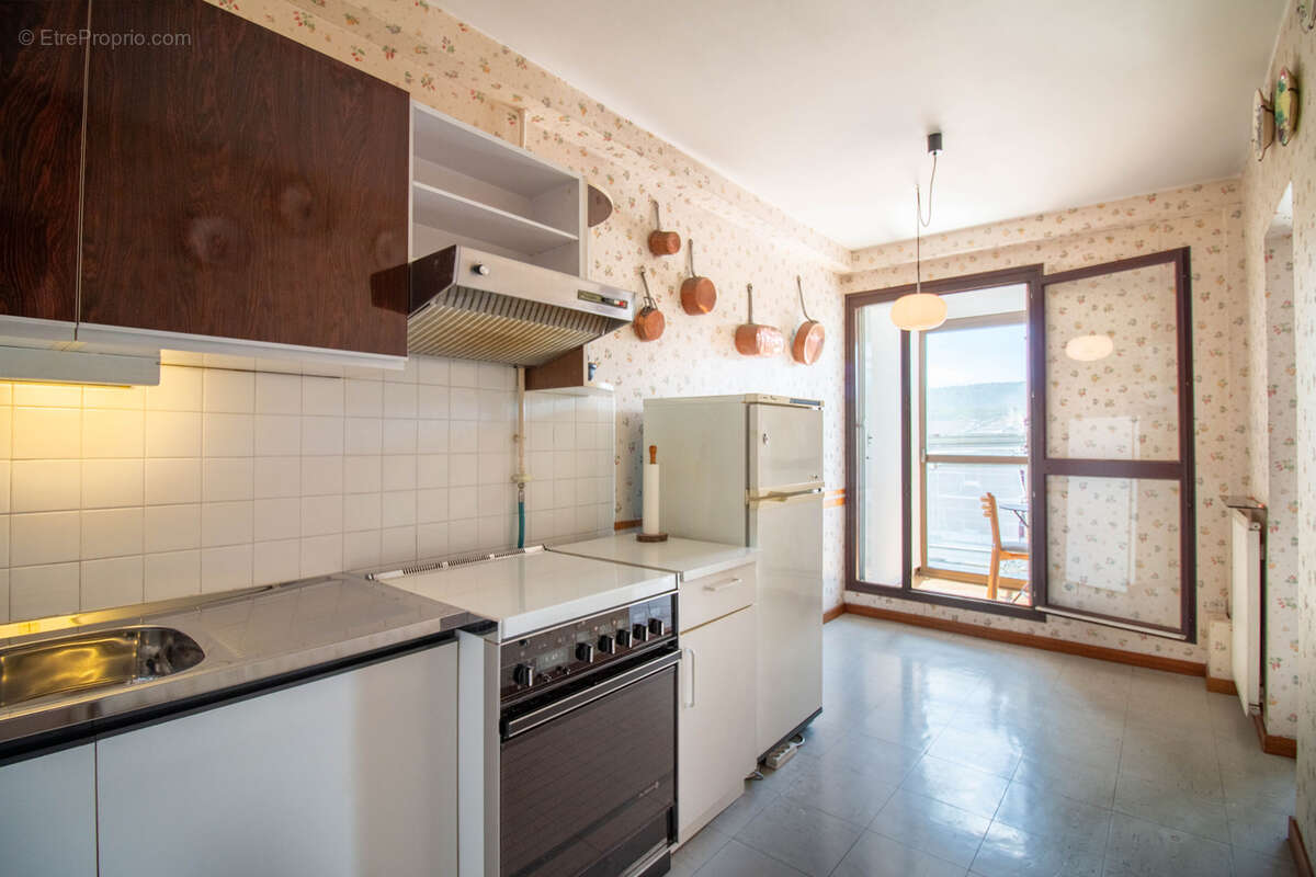 Appartement à MEYTHET