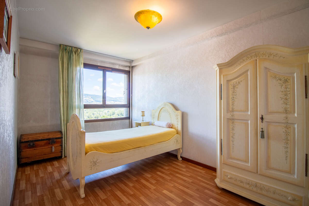 Appartement à MEYTHET