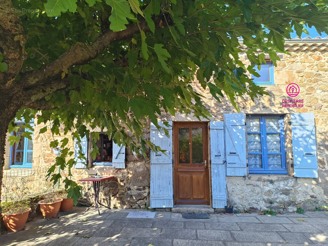 Maison à SAVAS