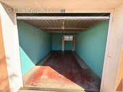 Parking à PORT-DE-BOUC