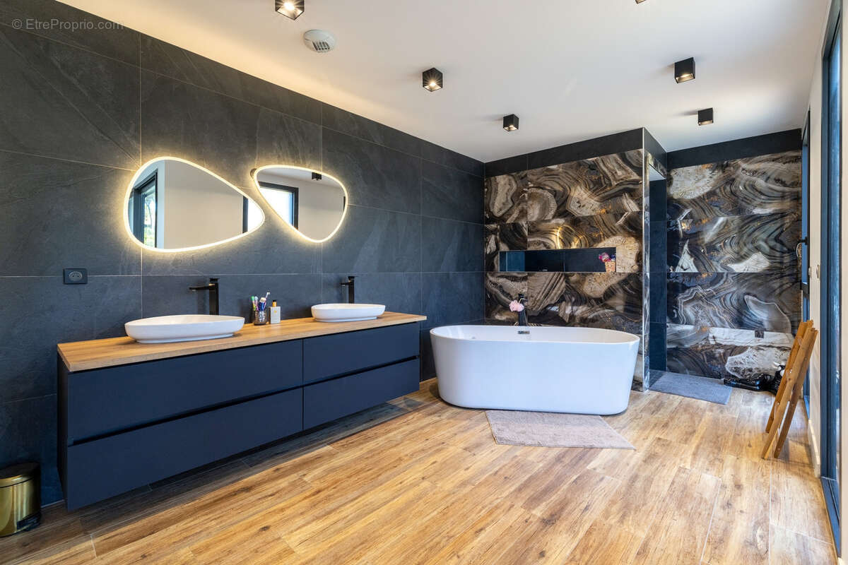 Maison à MARSEILLE-11E