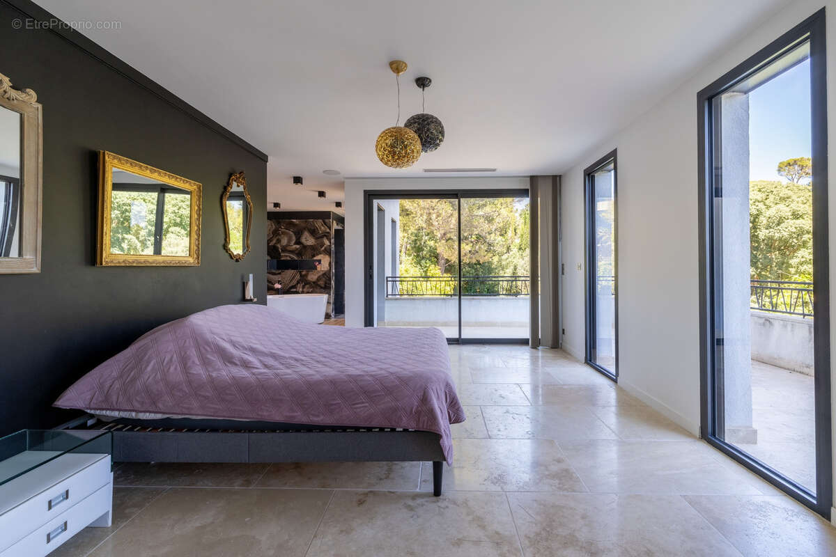 Maison à MARSEILLE-11E