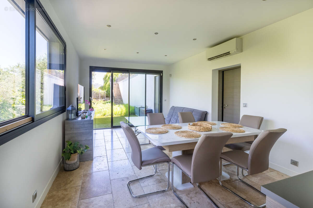 Maison à MARSEILLE-11E