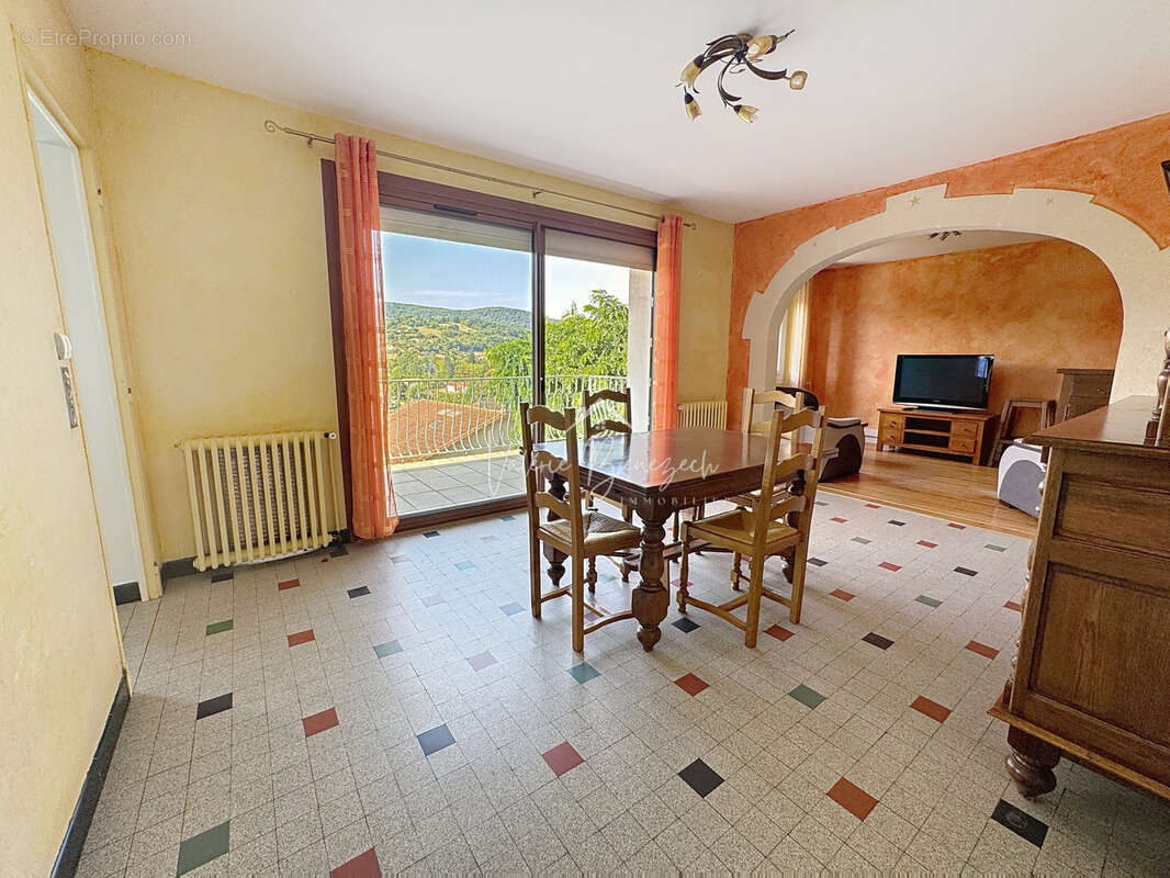 Maison à SAINT-AFFRIQUE