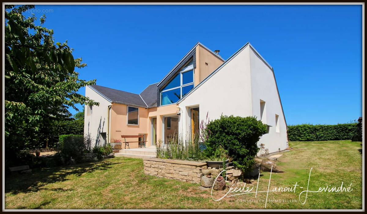 Maison à JULLOUVILLE