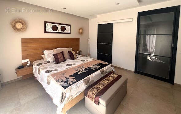 Maison à SIX-FOURS-LES-PLAGES