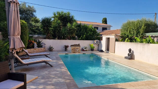 Maison à SIX-FOURS-LES-PLAGES