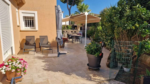 Maison à SIX-FOURS-LES-PLAGES