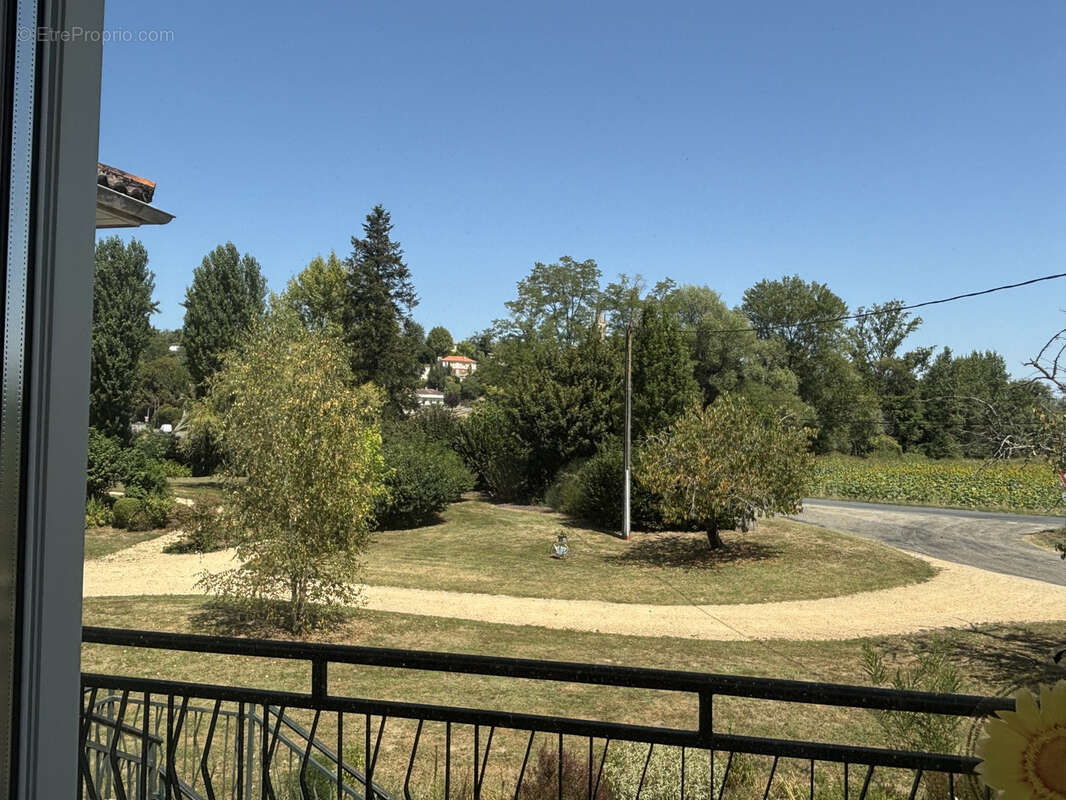 Maison à SAINTE-BAZEILLE