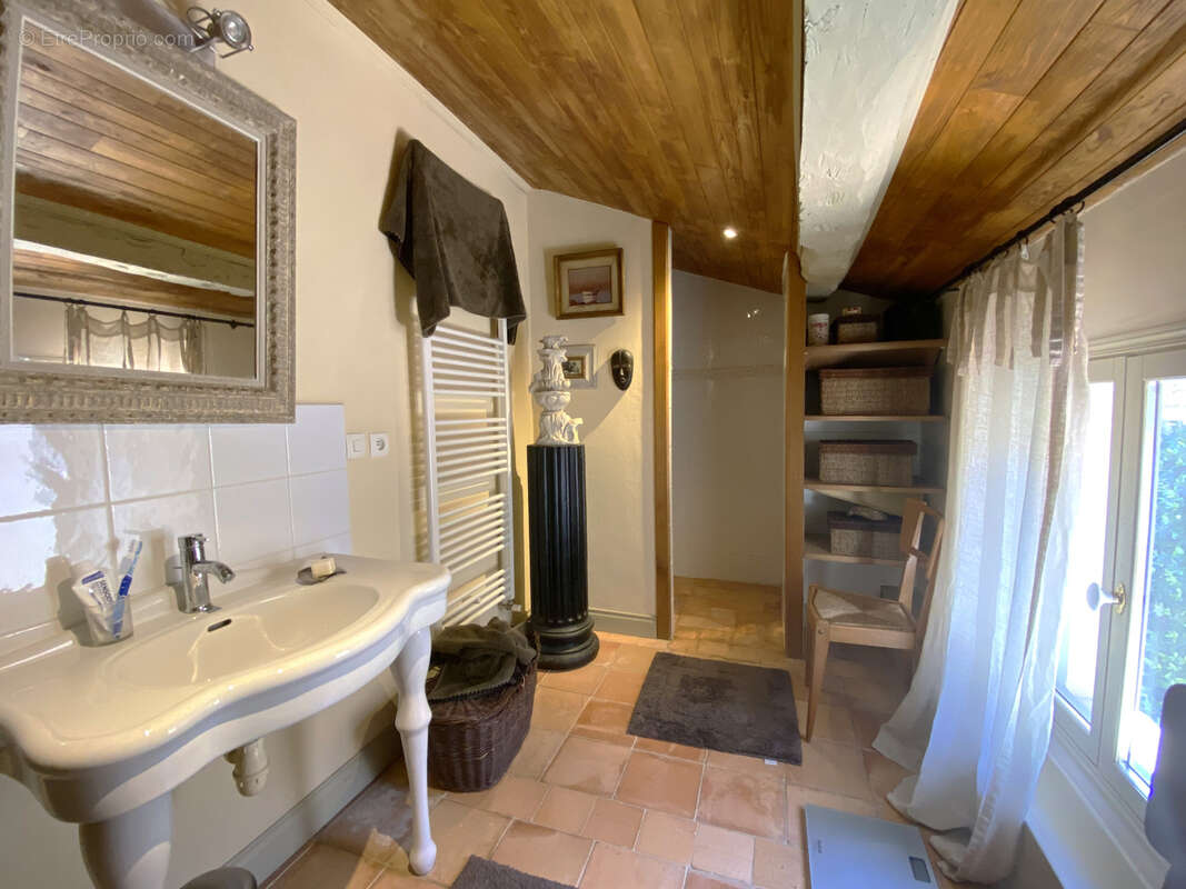 Maison à LA ROCHEFOUCAULD