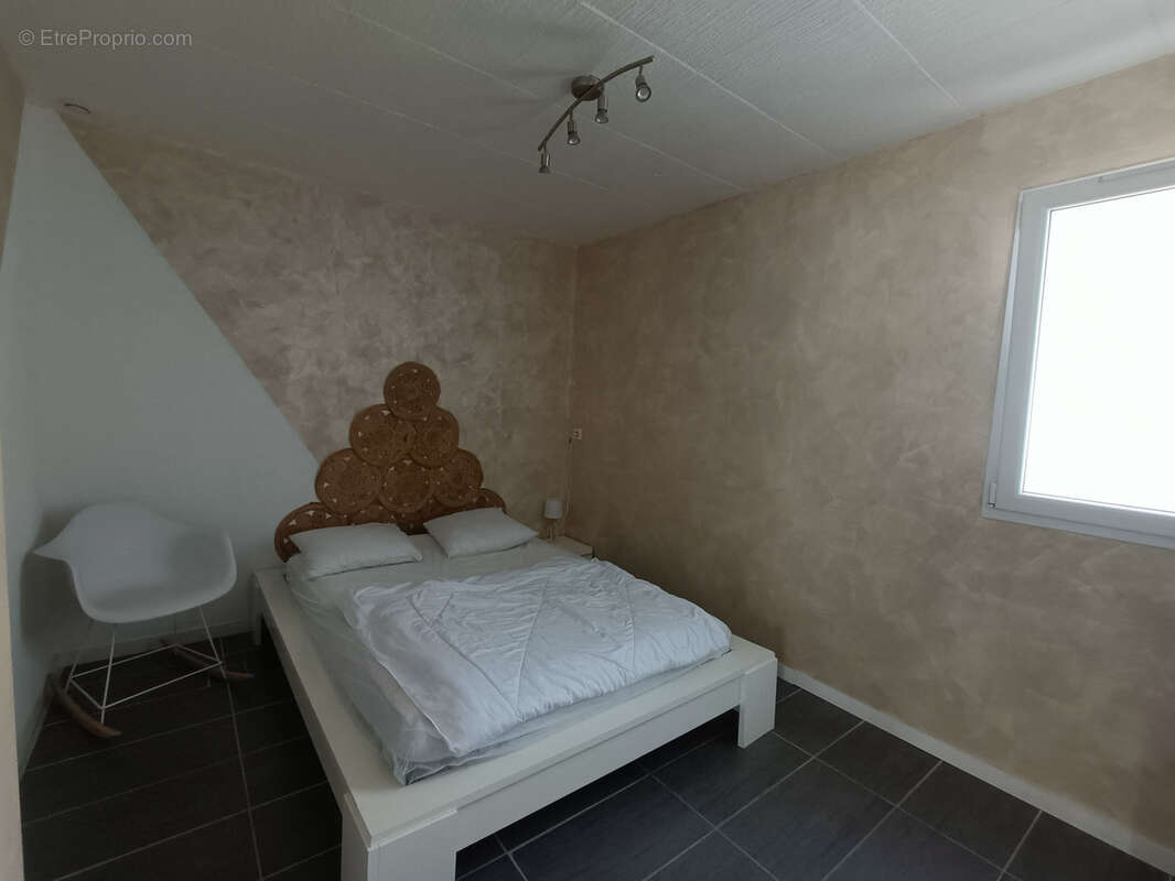 Maison à SAINT-CHRISTOPHE