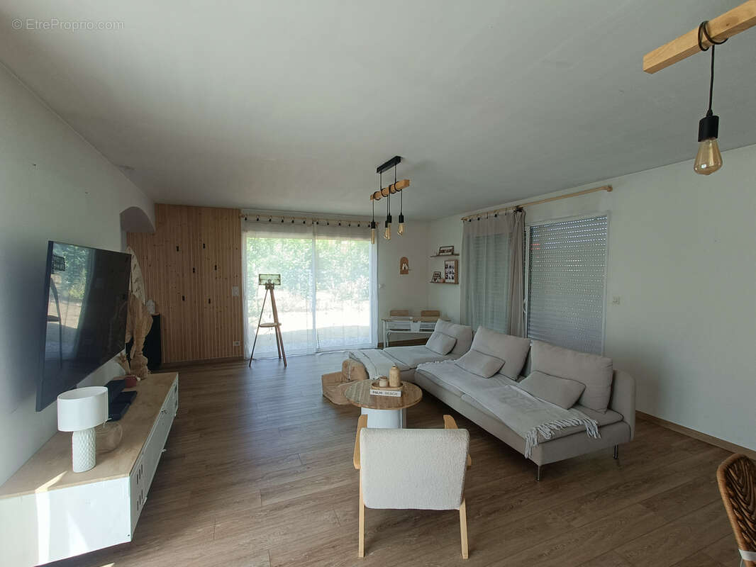 Maison à SAINT-CHRISTOPHE