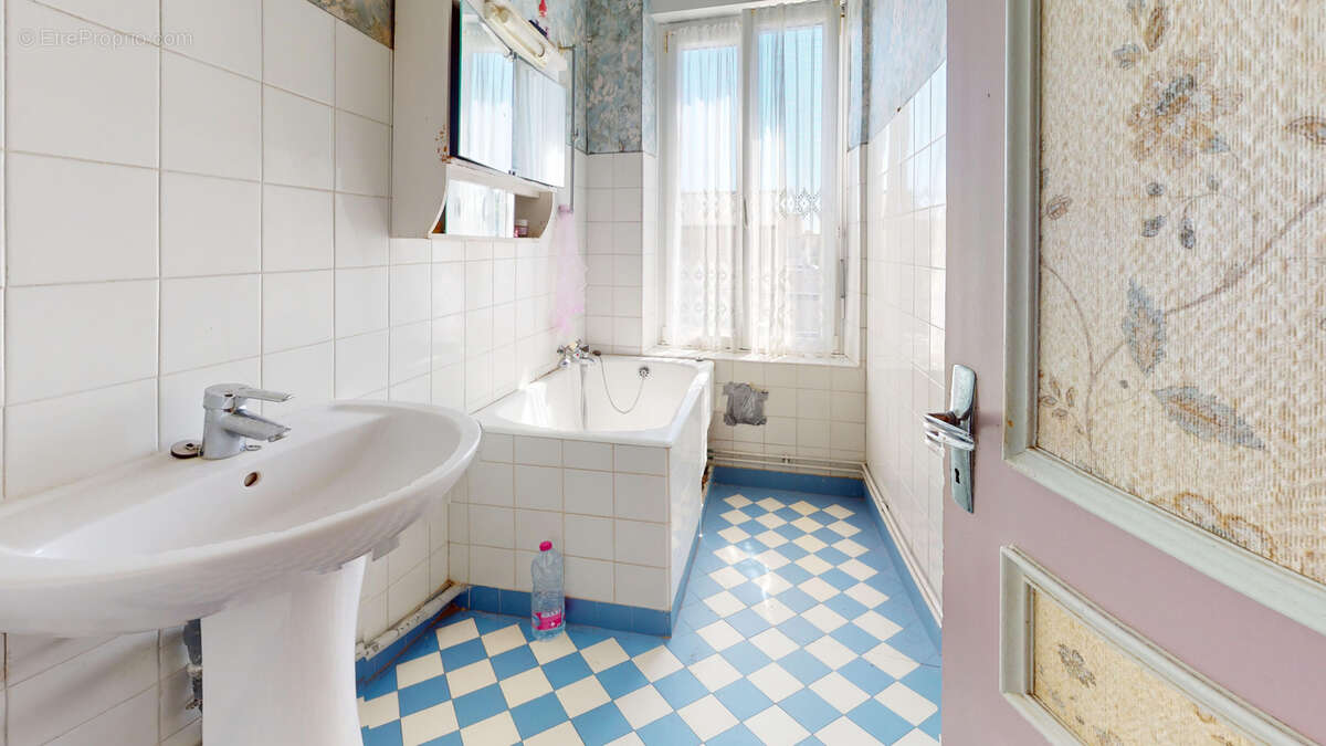 Maison à PLOUGUERNEAU