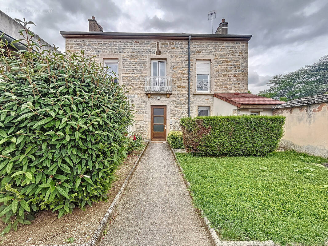 Appartement à MARSANNAY-LA-COTE