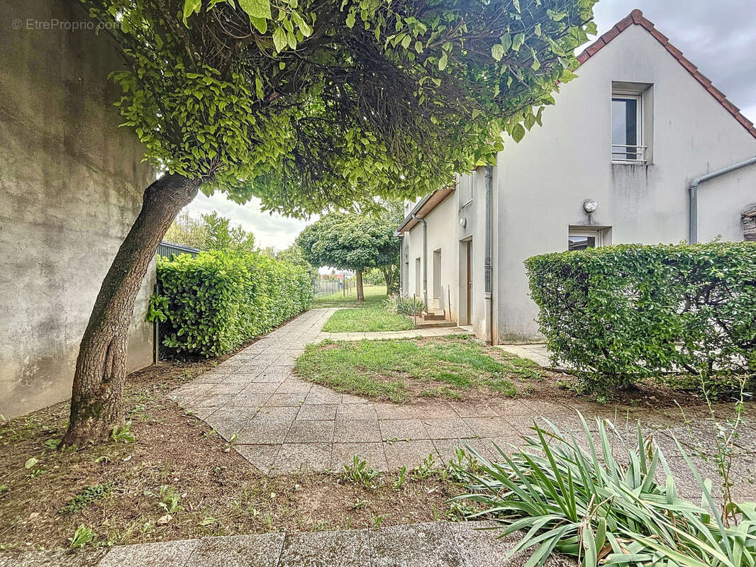 Appartement à MARSANNAY-LA-COTE