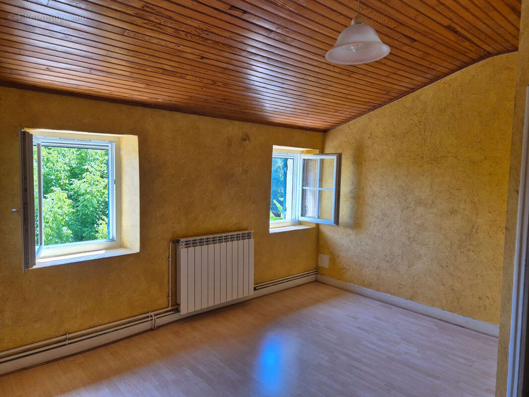 Maison à SAINT-SEVE