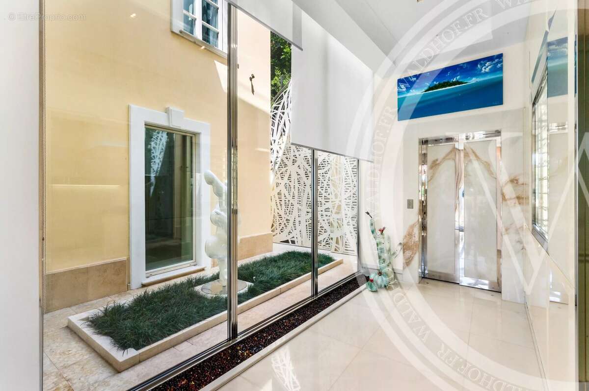 Maison à ROQUEBRUNE-CAP-MARTIN