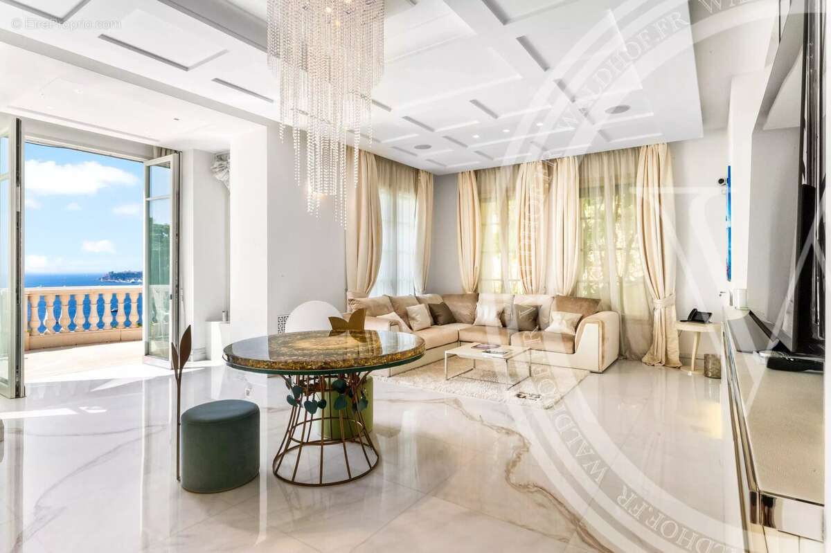 Maison à ROQUEBRUNE-CAP-MARTIN