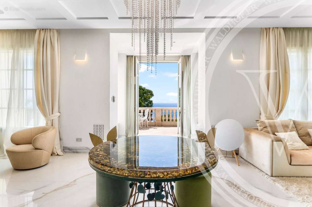 Maison à ROQUEBRUNE-CAP-MARTIN