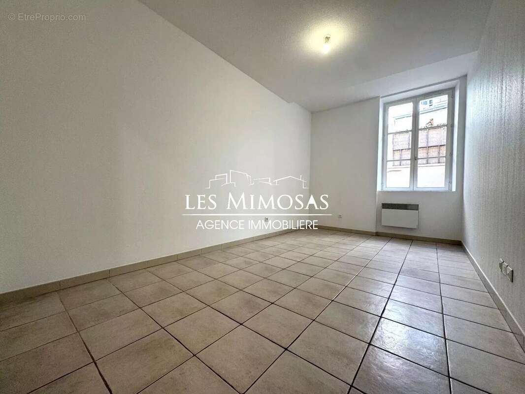 Appartement à FREJUS