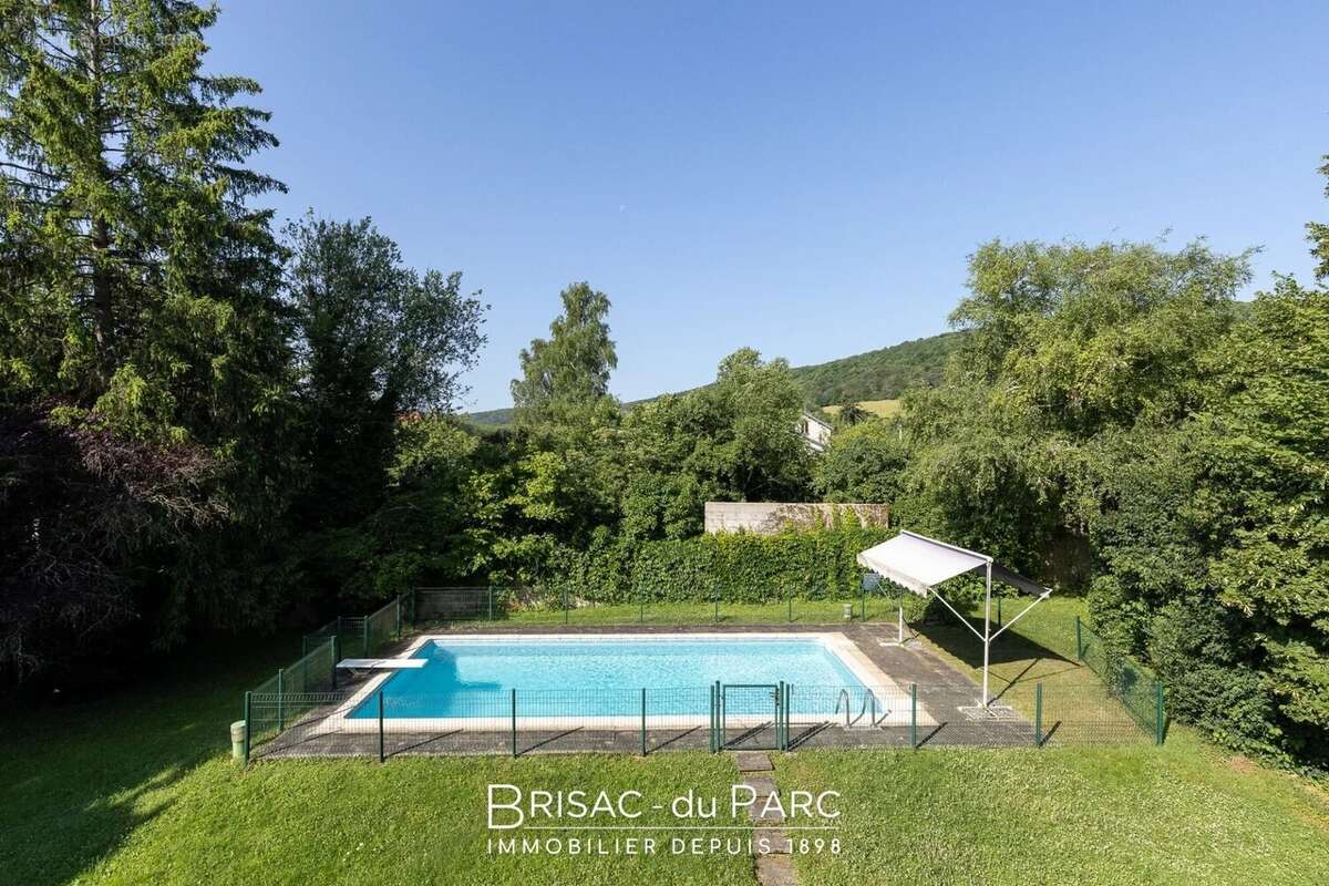 Maison à GISSEY-SUR-OUCHE