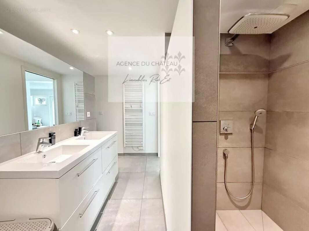 Maison à VEYRIER-DU-LAC