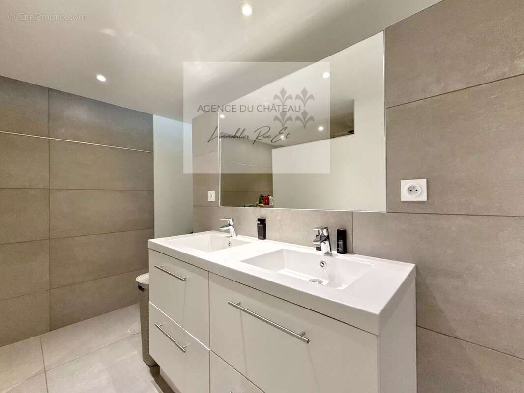 Maison à VEYRIER-DU-LAC