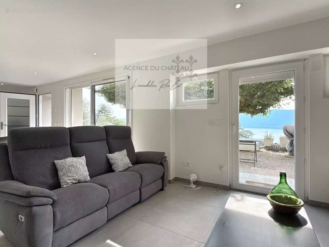 Maison à VEYRIER-DU-LAC