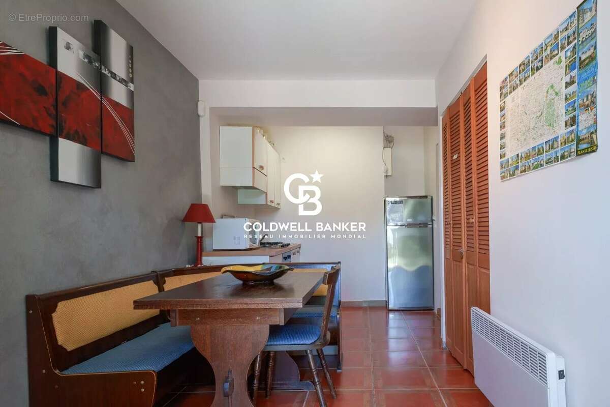 Maison à CHARENTILLY