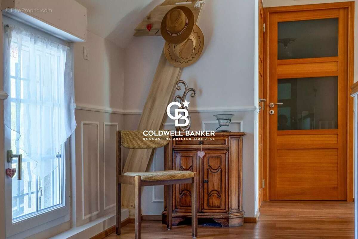 Maison à CHARENTILLY