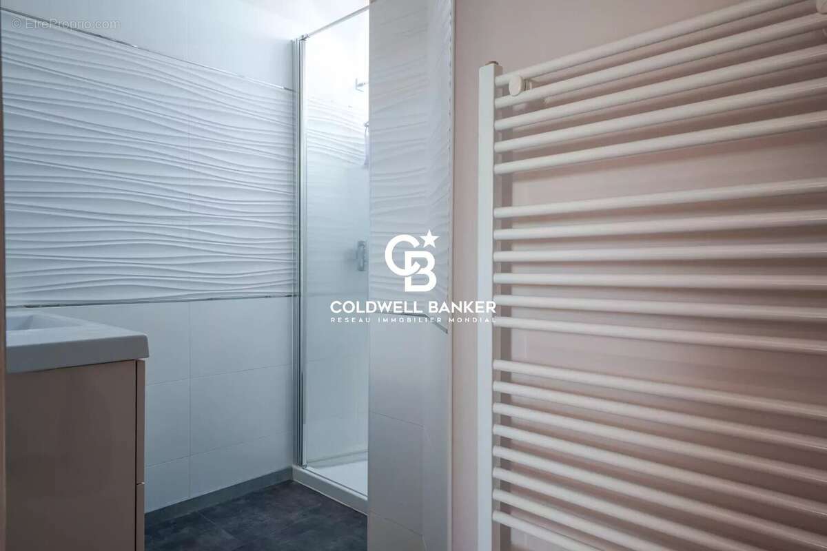 Maison à CHARENTILLY