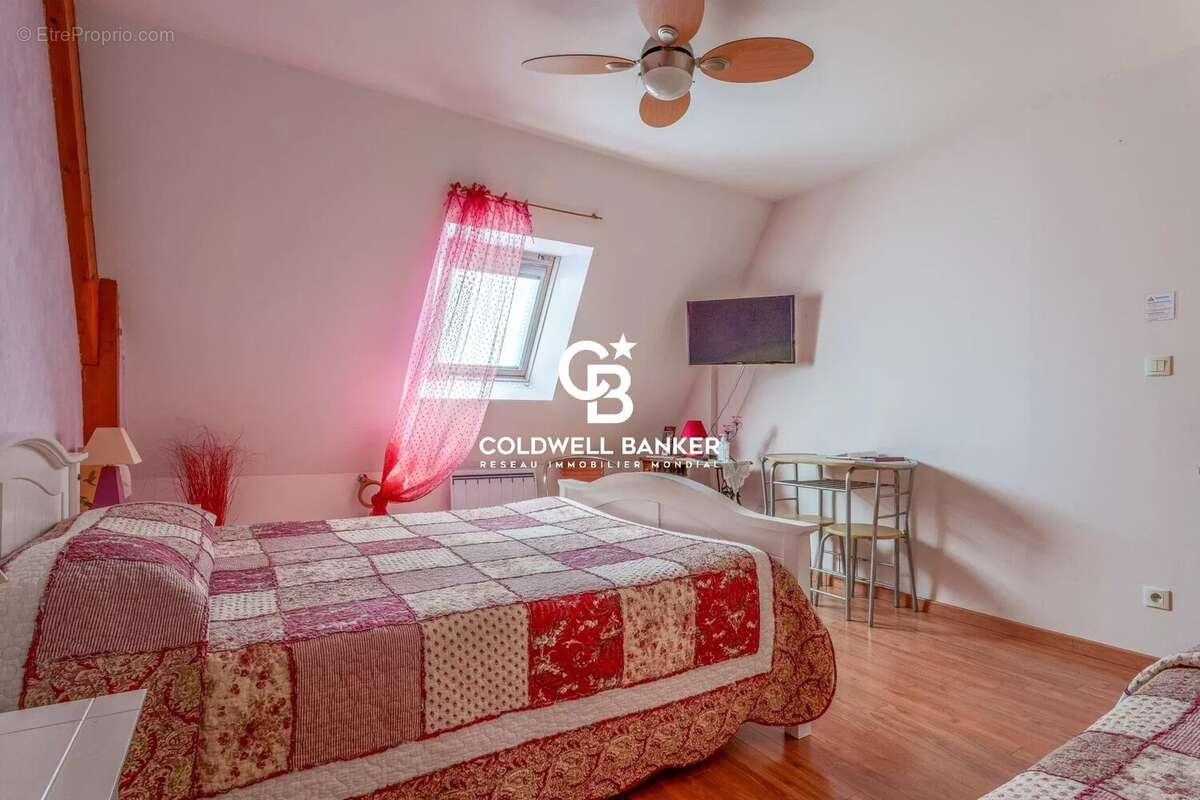 Maison à CHARENTILLY