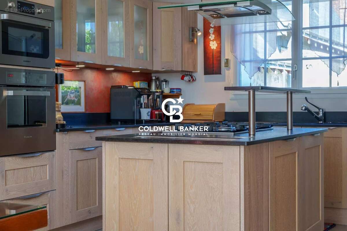 Maison à CHARENTILLY