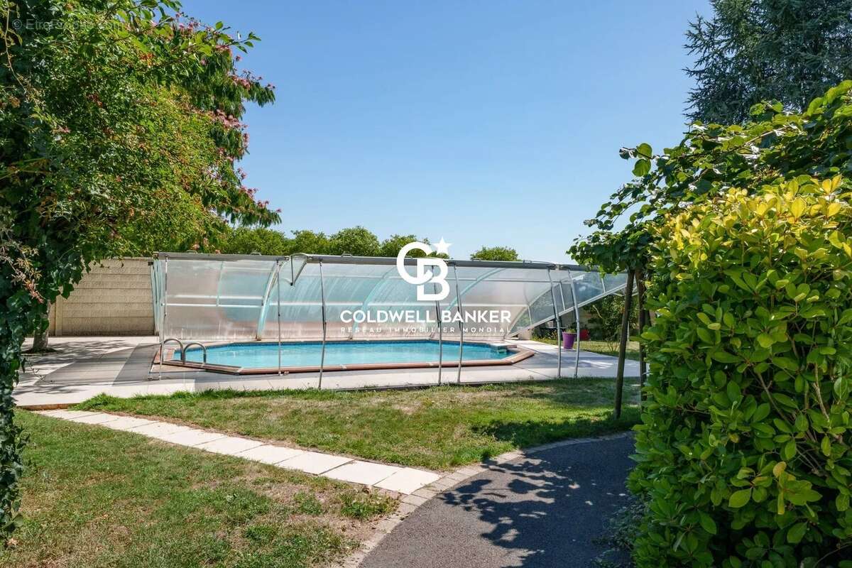 Maison à CHARENTILLY